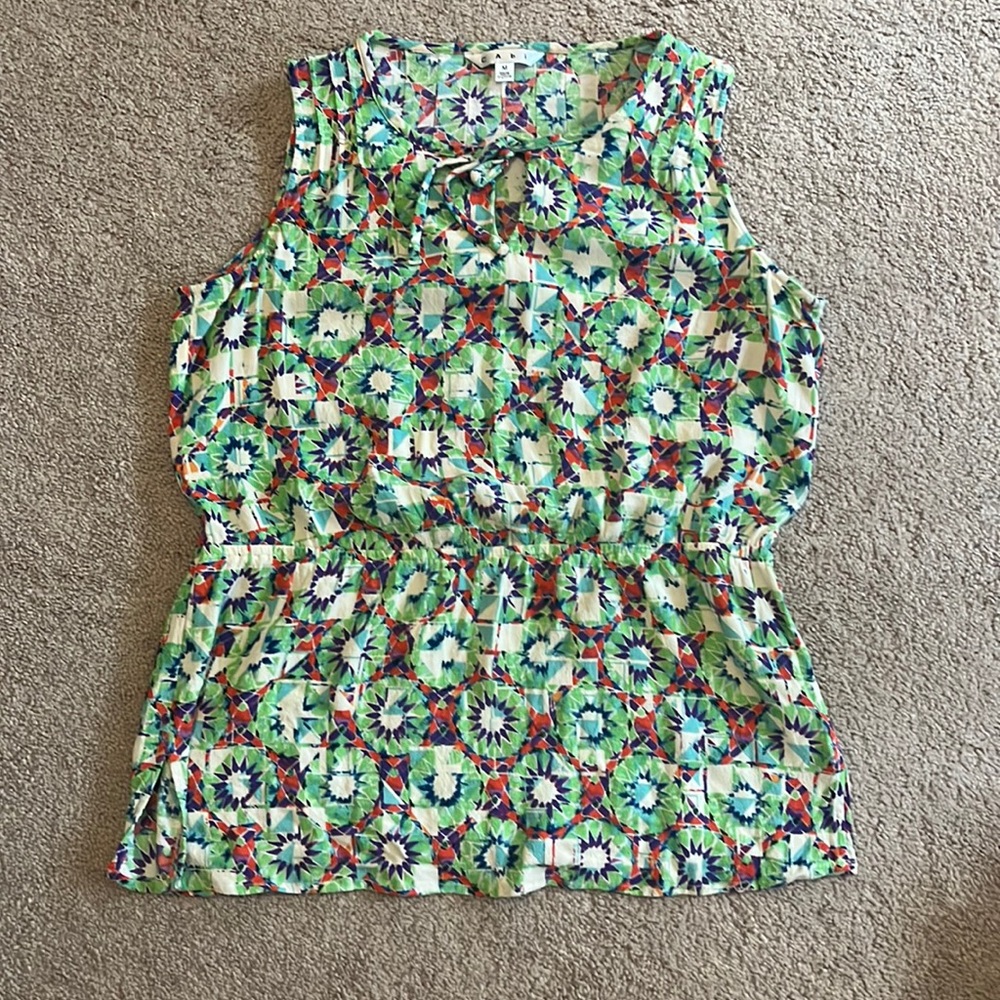 CAbi green sleeveless kaleidoscope top size Medium